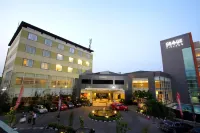 Grage Grand Business Hotel Cirebon