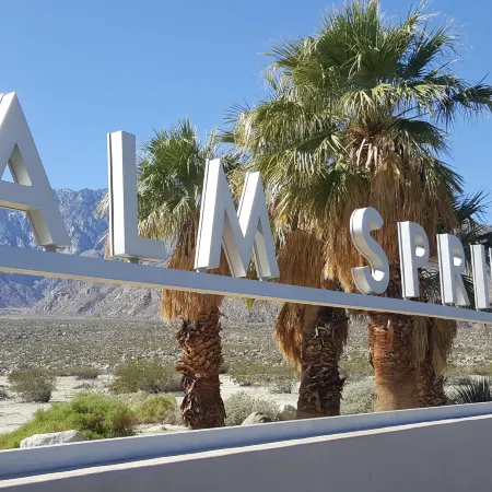 Kimpton ROWAN PALM SPRINGS by IHG