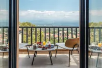 Euphoria Retreat - Scenic