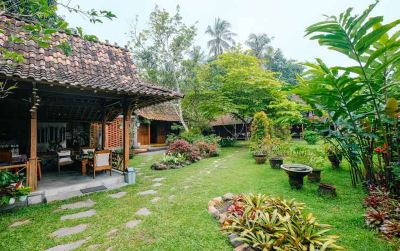 Garden Ethnic Room at Omah Limasan by Omah Bungah Photo