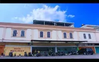 Holiday Hotel Pekanbaru - 2-Sterne