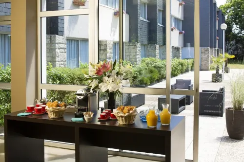 Novotel Quimper Các khách sạn ở Plogastel-Saint-Germain