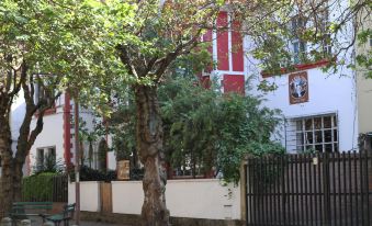 Hostal Casa Kanela - Housity