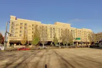The Grand Hotel - Salem Hotels in Salem