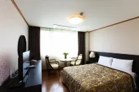 Danyang Tourist Hotel Edelweiss فنادق في دانيانغ-غون
