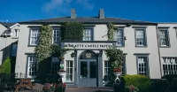 Bunratty Castle Hotel & Leisure Club, BW Premier Collection Hotel di 