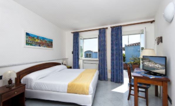 Borgo Romantica - Resort & Spa - Housity