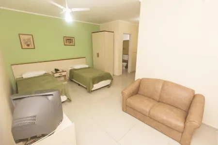 Central Park Hotel São Carlos - Fácil Acesso Usp e Industrial Отели в г. Сан-Карлус