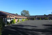 Melaleuca Lodge Beaconsfield Hotels near Meduno Drive Reserve