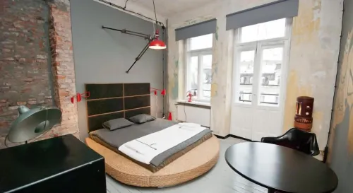 LoftHotel Sen Pszczoły - Nouto- ja jättöpalvelut