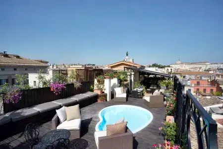 Colonna Palace Hotel Отели рядом с достопримечательностью «Ex Vigna Barberini»