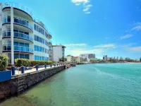 Watermark Resort Caloundra Hotels in Caloundra