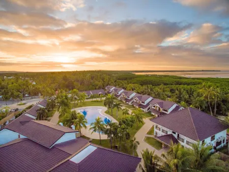 North Zen Villas Отели рядом с достопримечательностью «South Farm Panglao Bohol»