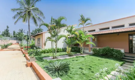 Treebo Laa Gardenia Resort, Nilavoor Lake