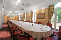 Hôtel Princesse Flore Hotels in Royat