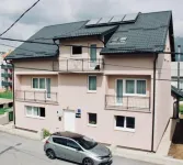 Falling Lakes Hostel Hotels in 