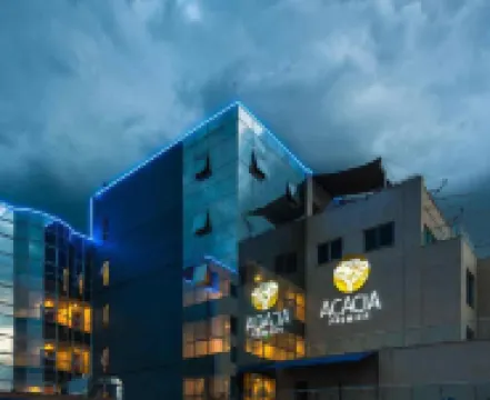 Acacia Premier Hotel فنادق في 