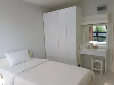 Tipnalin Apartment Phetchaburi Hotels in Na Wung