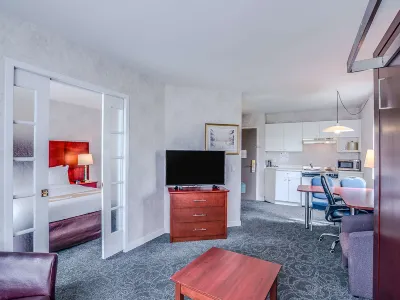 Hotel Quality Suites Hôtels à : Saint-Ferréol-les-Neiges