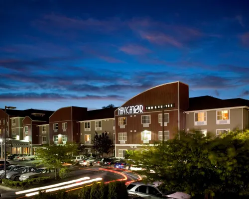 Best Western Plus Navigator Inn Suites Hotel di Everett