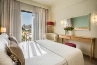 Ionian Plaza Hotel