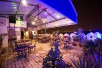 Hotel Moon Light Palace