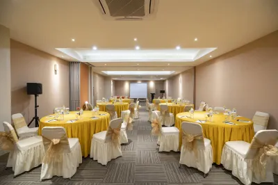 The Gloria Suites Grogol, Jakarta