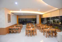 Sallo Hotel Sengkang Hotels in Tempe