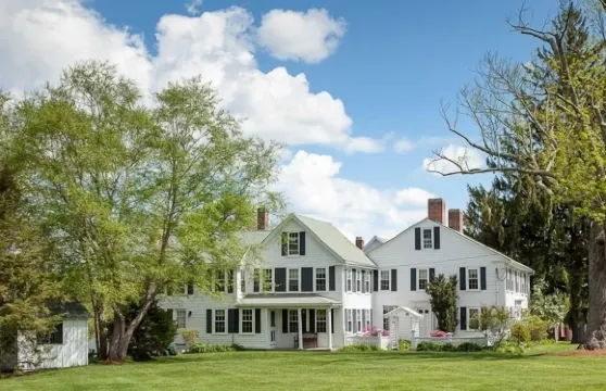 瓦倫會議中心及酒店