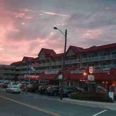 Montreal Beach Resort Hotel Exterior