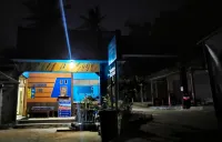 Biss Pantai Klayar Hotels in Donorojo