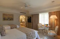 Grand Isla Navidad Golf & Spa Resort with Marina Các khách sạn ở Barra de Navidad