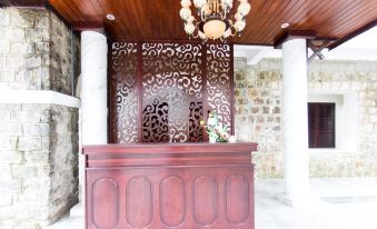 Phong Lan Villa Hue
