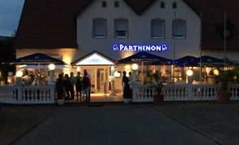 Hotel Restaurant Parthenon - Housity