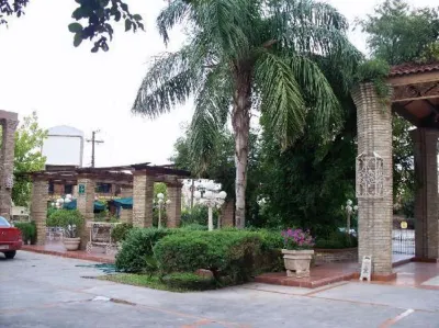 Autel Rio Inn Luxury Inns Các khách sạn gần Museo De La Frontera Norte