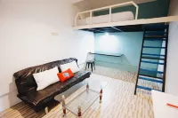 De Container Guest House