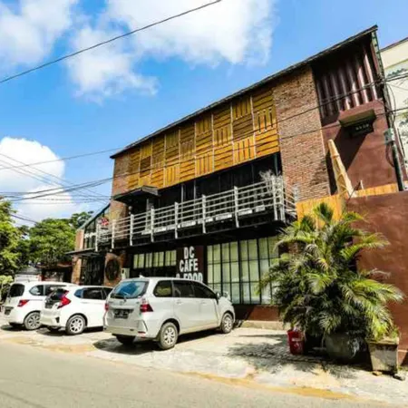 De Container Guest House