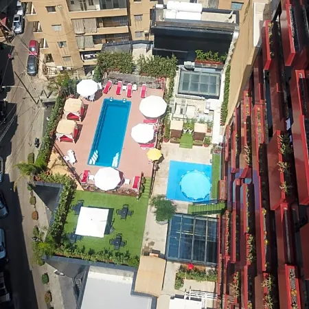 1866 Court & Suites Hotel
