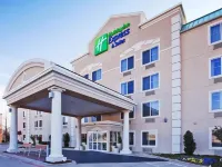 Holiday Inn Express & Suites Dallas Lewisville