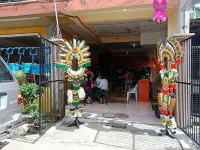 Aranas-Carillo Travellers Inn Отели в г. Numancia