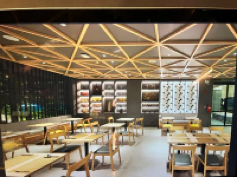 ทราเวลลอดจ์ ภูเก็ตทาวน์