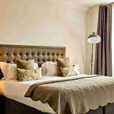 Luxury George Street Apartments: Forth Suite Rooms