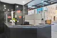 코스모 온 뱅크 애들레이드 호텔