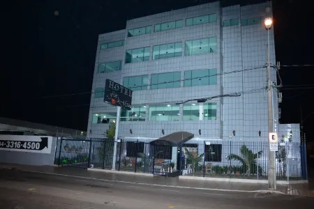 Hotel Flor de Minas Отели в г. Убераба