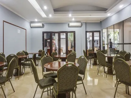 Super OYO Capital O 91140 Ayodya Kebon Jeruk