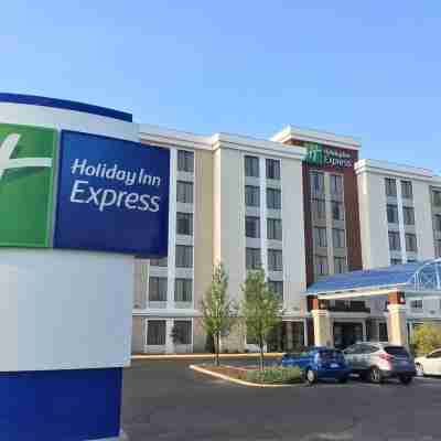 Holiday Inn Express Chicago NW - Arlington Heights Hotel Exterior