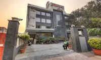 Treebo Premium Relax Inn Patel Nagar Hotels in Delhi