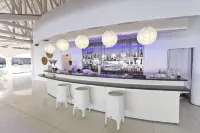 Pacific Cebu Resort - bar