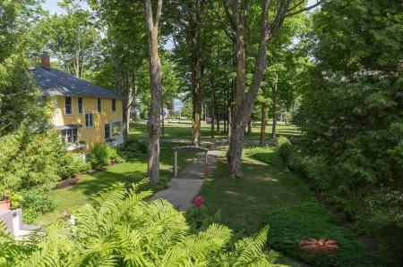 Terrace Inn and 1911 Restaurant