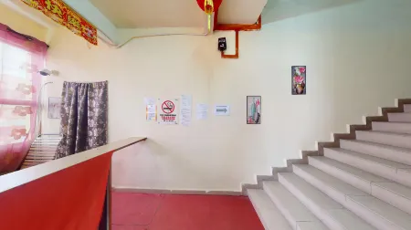 Aristo Hotel 81 Отели рядом с достопримечательностью «M-Cubed Bar»